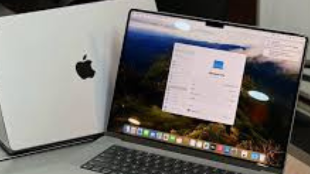 Apple MacBook Pro M2
