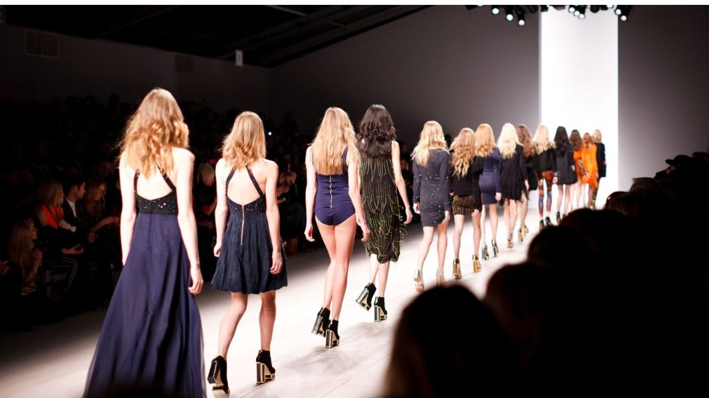 Showbizztoday.com: Your Go-To Source for Celebrity Gossip and Fashion Trends Showbizztoday.com: Your Go-To Source for Celebrity Gossip and Fashion Trends