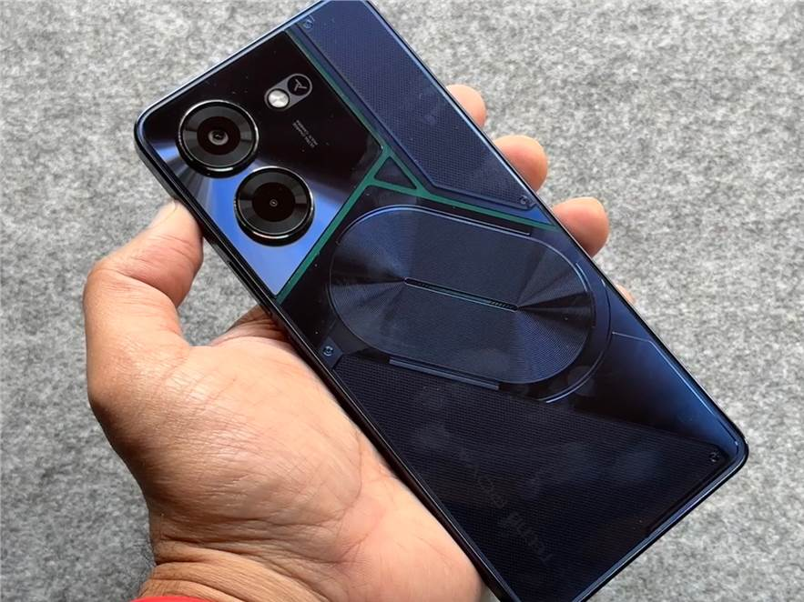 Tecno Pova 5